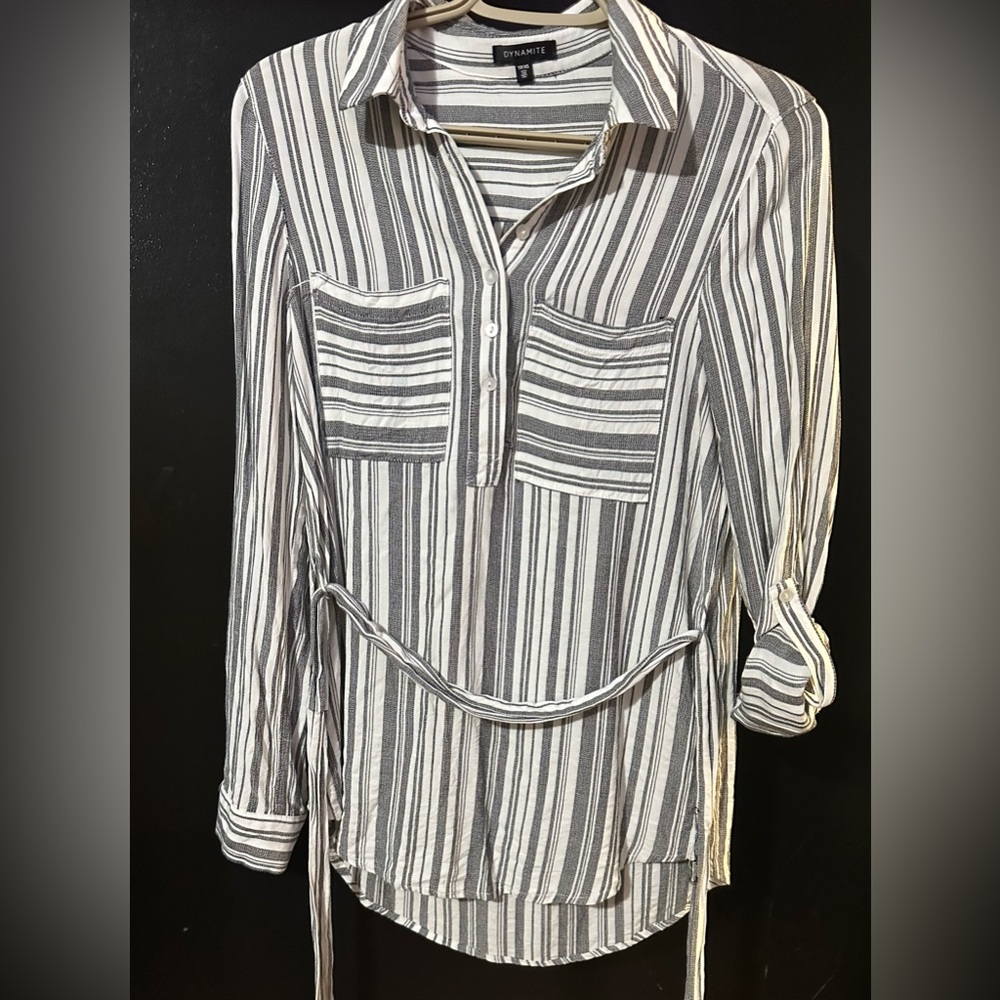 Dynamite blouse x sm